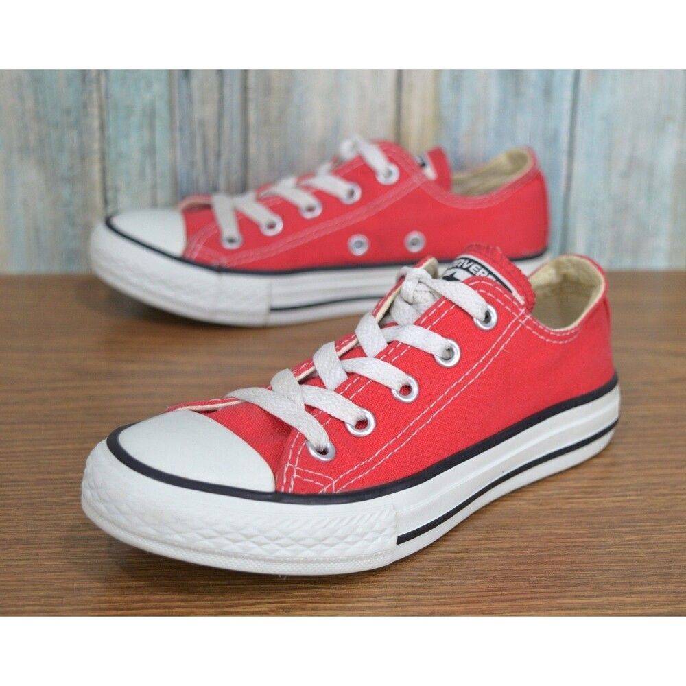 Converse Chuck Taylor All Star Low Top Sneakers Youth Size 13 Red Shoes 3J236